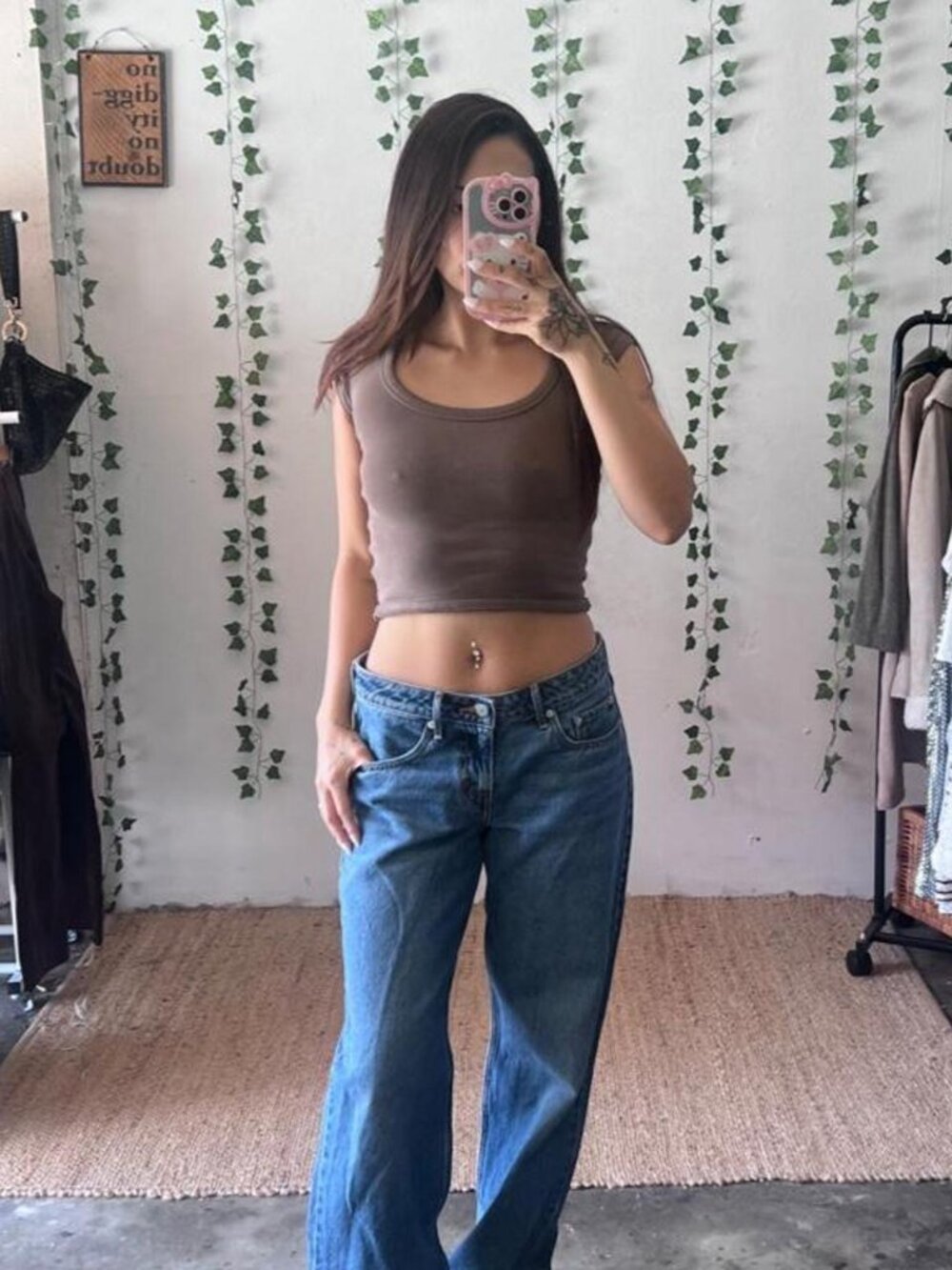 Levi's low loose medium wash baggy jeans size 27